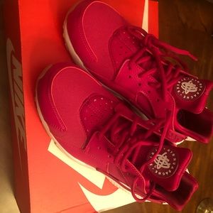 Nike Hot pink huarache